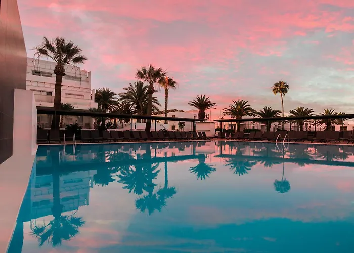 Aequora Lanzarote Suites